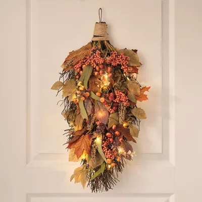 Verlichteter Herbstzweig mit LEDs & Timer, 55 cm
