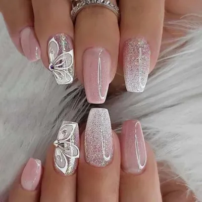 Produktbild von Künstliche Nägel Sargform mit Schmetterlingsmotiv, Pink French, 24 Stück