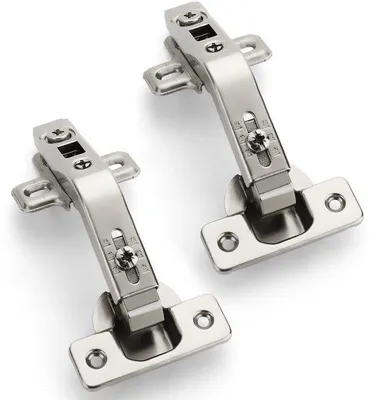 Produktbild von Unyqoos® Set 2x verstellbare Küchenscharniere – 135° Öffnung, 4D-Verstellung, nickelbeschichtet, Kupfer-Basisgehäuse, kaltgewalzter Stahl – für Eckschränke & Falttüren