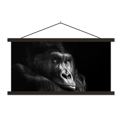 Produktbild von MuchoWow® Textilposter Gorilla - Affe - Schwarz - Weiß - Porträt 90x45 cm mit schwarzem Rahmen - Klemmleisten