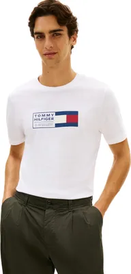 Productafbeelding van Tommy Hilfiger heren T-shirt met korte mouwen, "Brand Love" tekst, katoen, wit (W)