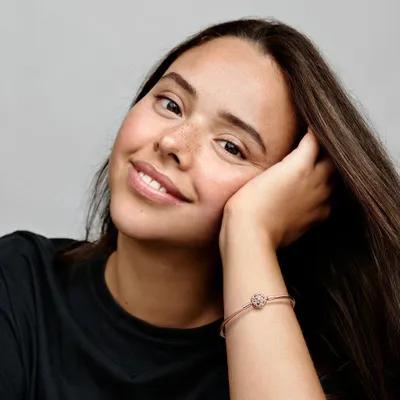 Obrázek produktu pro Růžově pozlacený náramek sněhová vločka se zirkony od PANDORA