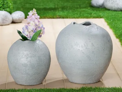 Produktbild von Gilde Vase "Barcelos" silberfarben mit Strukur, wasserdicht Europäische Herstellung H: 22 cm Ø 22 cm 28932
