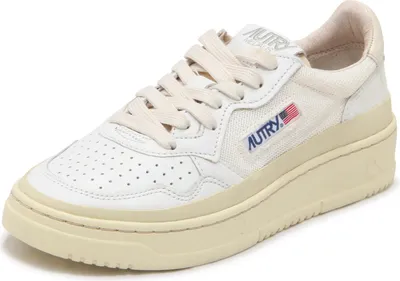 Imagen del producto de Zapatilla deportiva para mujer Autry, modelo Medalist, con efecto vintage