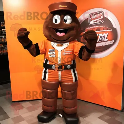 Produktbild von Orangefarbene REDBROKOLY Schokoladenriegel Maskottchen Kostüm figur bekleidet mit einer Moto-Jacke und Gürteln