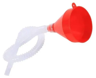 Zdjęcie produktu dla Lejek samochodowy z szerokim otworem i elastycznym wężem, średnica 8 cm, długość węża 56 cm