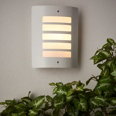 Produktbild von Außen Wandlampe, 29 x 23 cm, E27, max. 60 W, IP44, Metall/Kunststoff
