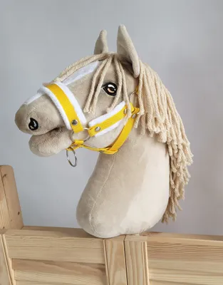 Image de Licol réglable pour cheval Hobby Horse A3 jaune avec fourrure blanche