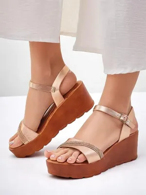Produktbild von Royalfashion Damen Wedgesandalen mit Strass und Glitter Aurora Glow, Größe 40