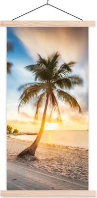 Produktbild von MuchoWow® Textilposter Sonnenuntergang - Strand - Palme 40x80 cm mit holzfarbenen Rahmen - Wohnzimmer