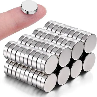 Immagine prodotto di Set di magneti, 80 pezzi, spessore 8 x 3 mm, per frigoriferi, fai da te