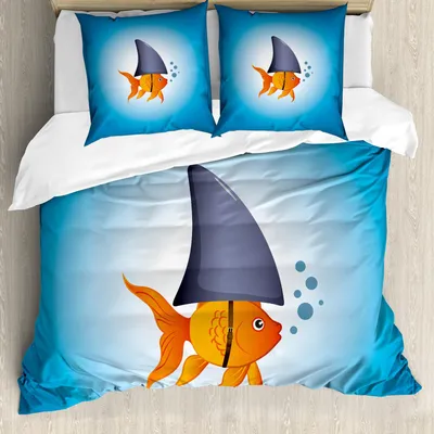 Produktbild von ABAKUHAUS Hai Bettbezug Set, Kleiner Goldfish, der eine Haifisch-Flosse trägt, um Fleischfresser-Erfolgs-Konzept zu erschrecken, 155 x 220 cm + 80 x 80 cm, Violettblau Orange Grau
