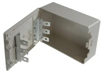 Obrázek produktu pro Instalační krabice 3x LSA 30 párů 150x100x55 mm se západkou
