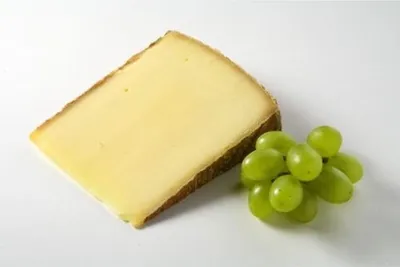 Produktbild von Bergkäse würzig ca. 200 gr. - Plangger - Tiroler Schmankerl