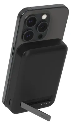 Produktbild von Belkin BoostCharge Pro, 8000 mAh, Kabelloses Aufladen, 15 W, Schwarz