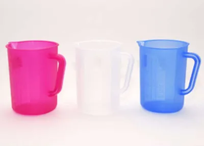 Produktbild von 1 x Meßbecher, 1,4 Liter, Hartplastik, Farbe zufällig
