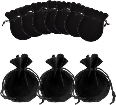 Productafbeelding van Zwarte cadeaulabels, set van 50 - Herbruikbare cadeaulabels - Ideaal voor sieraden - Cadeauideeën - 7 x 9 cm