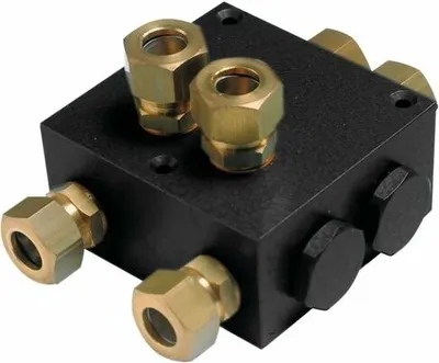 Produktbild von VETUS Doppel-Rückschlagventil G1/2 18mm Anschluss | HS81B