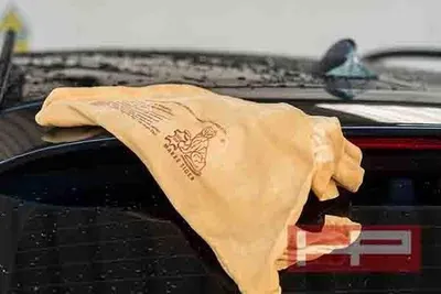 Image de Peau de chamois pour automobile 59x38cm