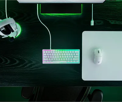 Immagine prodotto di Razer RZ03-04990100-R3M1 tastiera Gaming USB QWERTY Inglese britannico Bianco