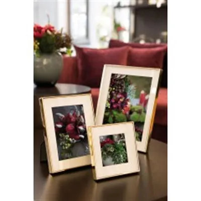 Produktbild von Fink KIM, Bilderrahmen 10x10 cm, Glas, Metall, goldfarben, L. 2.3 cm, B. 15.3 cm, H. 15.3 cm 133029