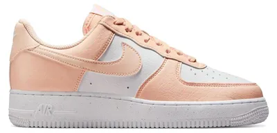 Obrázek produktu pro Nike Air Force 1 Low '07 Next Nature, bílá a světle růžová (dámská), velikost EU 36
