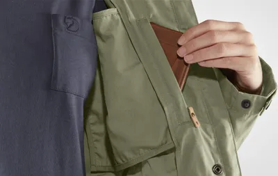 Produktbild von FJÄLLRÄVEN Karla Lite Jacket W GREEN GREEN XL