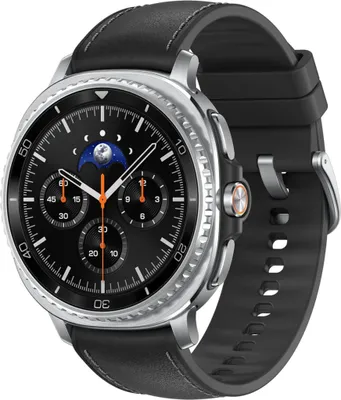 Produktbild von Samsung Galaxy Watch 8 Classic 3,3 cm (1,3") AMOLED 46 mm Digital 438 x 438 Pixel Touchscreen Silber Wi-Fi GPS (Satellit)