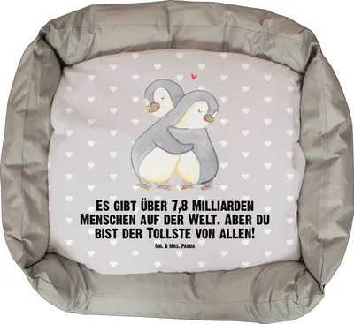 Produktbild von Mr. & Mrs. Panda Hundekissen Pinguine Kuscheln - Grau Pastell - Geschenk, für Freundin, Vatertag, Geburtstag, Jahrestag, Valentinstag, Ostern, Hochzeitstag, Hund, Frauen