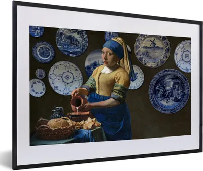 Produktbild von MuchoWow® Gerahmtes Poster Mädchen mit Perlenohrring - Milchmädchen - Delfter Blau 60x40 cm - Poster mit Schwarzem Bilderrahmen Wandposter Rahmen Foto Bilder - Schlafzimmer - Plakat in Rahmen - Drucken