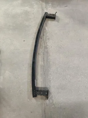 Image de Support de pare-chocs Nissan, référence d'origine : 620304EJ1A