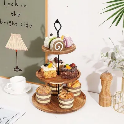 Produktbild von Etagère 3 Etagen - Servierplatte für Cupcakes und Gebäck - Naturholz