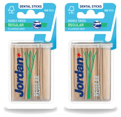 Zdjęcie produktu dla 2 sztuki Jordan Clean Between Sticks Regular - Wykałaczki dwustronne z fluorem i smakiem miętowym - Opakowanie ekonomiczne - 2 sztuki