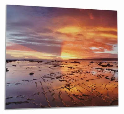 Produktbild von Wallario Herdabdeckplatte aus Glas, Größe 60 x 52 cm 1-teilig, Motiv Wattwanderung am Meer bei Sonnenuntergang