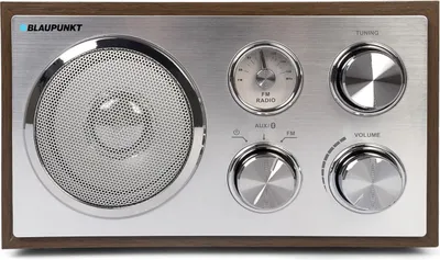 A Blaupunkt RXN 180 retro radio is shown from the front against a white background.
