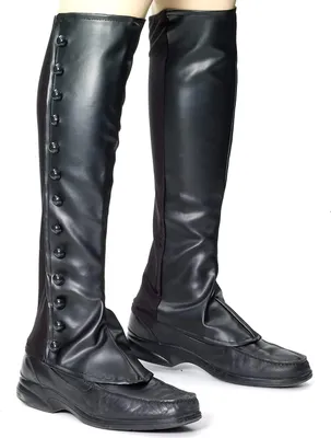 Produktbild von Schwarze Steampunk Gamaschen in Leder-Optik Herren Stiefelstulpen mit Gummi
