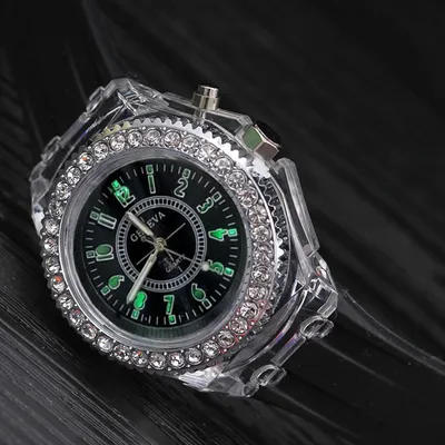 Zdjęcie produktu dla Stylowy Zegarek LU-4685 Czarny - Świetlisty i Lekki KP4685