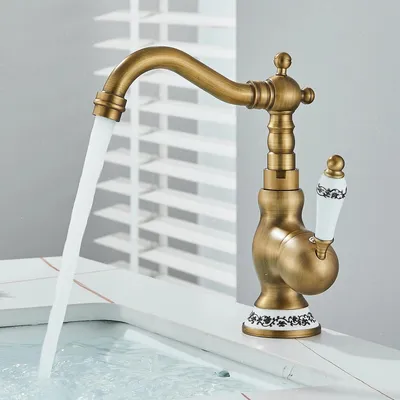 Produktbild von Waschtischarmatur Antikes Messing Einhebelmischer 360° Drehbarer Auslauf Vintage Retro Stil Einloch-Deckmontage für Bad und Küche