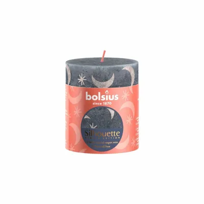 Obrázek produktu pro Bolsius Rustikální tupá svíčka 8X6,8 cm břidlicově modrá s potiskem