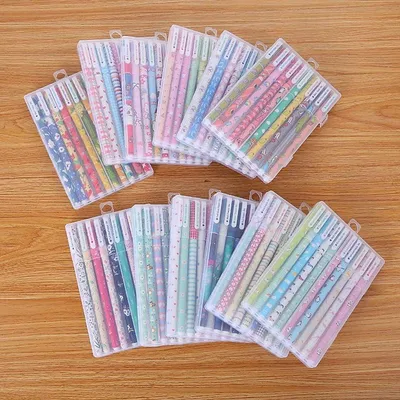 Set mit 10 schwarzen Gelstiften mit Mine