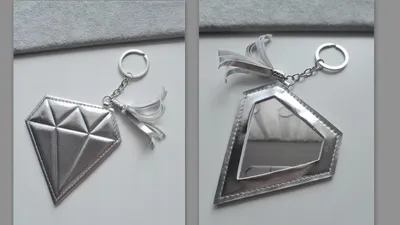 Produktbild von Silberner Spiegel-Schlüsselanhänger Diamant Brillant