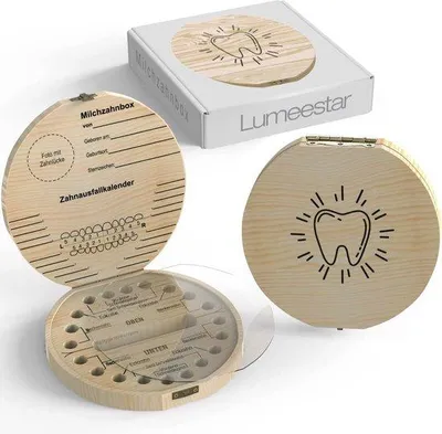 Produktbild von Famanu Zahndose mit Namen - Holz, für Milchzähne von Jungen und Mädchen, mit Displayfunktion
