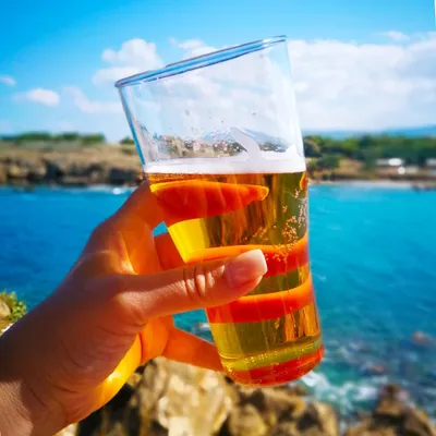 Produktbild von DoimoFlair Bierglas aus Kunststoff 40 cl. Mehrwegbecher Bierkrug Plastik Transparent Spülmaschinenfest Set 5 Stück.