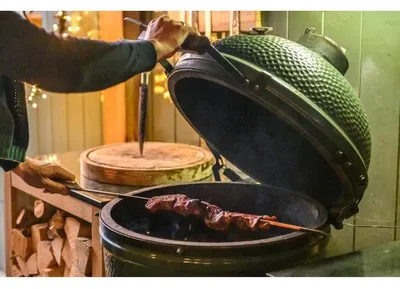 Obrázok produktu pre Grilovací rošt na špízy, typ Churrasco, kovaný, tvar V, nerezová oceľ SS430, rukoväť z olivového dreva, 60 cm