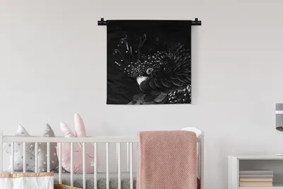 Produktbild von MuchoWow® Wandteppich Wandbehang Porträt eines Kakadus mit Krötenfedern - schwarz und weiß 60x60 cm Tapisserie Dekoration Wandtuch - Dekorationen - Wand Decke