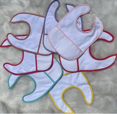 Image de Omgoods - Lot de 7 bavoirs rouges pour bébé, avec possibilité de broderie
