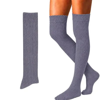 Image de Chaussettes en laine cachemire green-goose - Taille 35-38 - Gris, Image générée par une IA