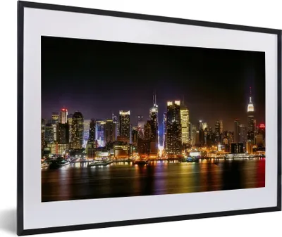 Produktbild von MuchoWow® Gerahmtes Poster New York - Skyline - Farben 60x40 cm - Poster mit Schwarzem Bilderrahmen Wandposter Rahmen Foto Bilder - Schlafzimmer - Plakat in Rahmen - Drucken