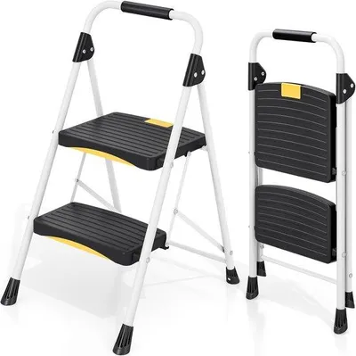 Produktbild von Famanu Stehleiter 2 Stufen, klappbar, hohe Tragkraft, rutschfeste Tritte und Handlauf, weiß