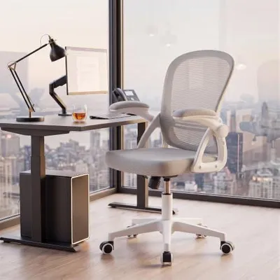 Image de Chaise de bureau ergonomique, dossier inclinable de 90 à 110°, accoudoirs pliables à 90°, réglable en hauteur, avec roulettes, couleur blanche (idéale pour le télétravail)